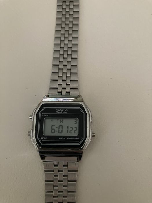 Ceas Adora young line baterie noua