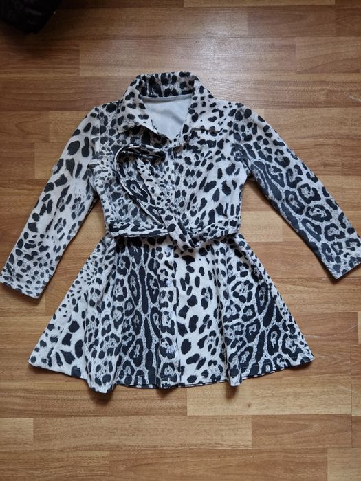 Rochie superba pentru 4-5 ani