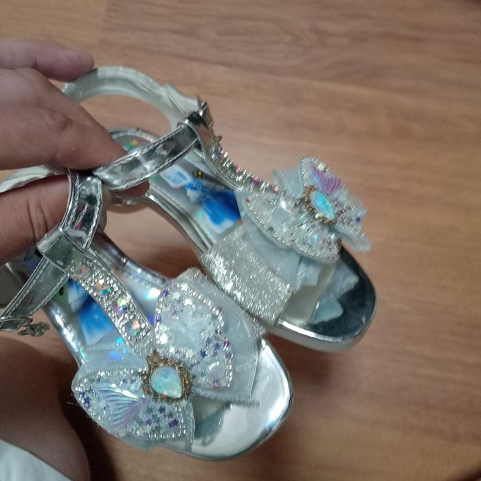 Продам детские Басоножки