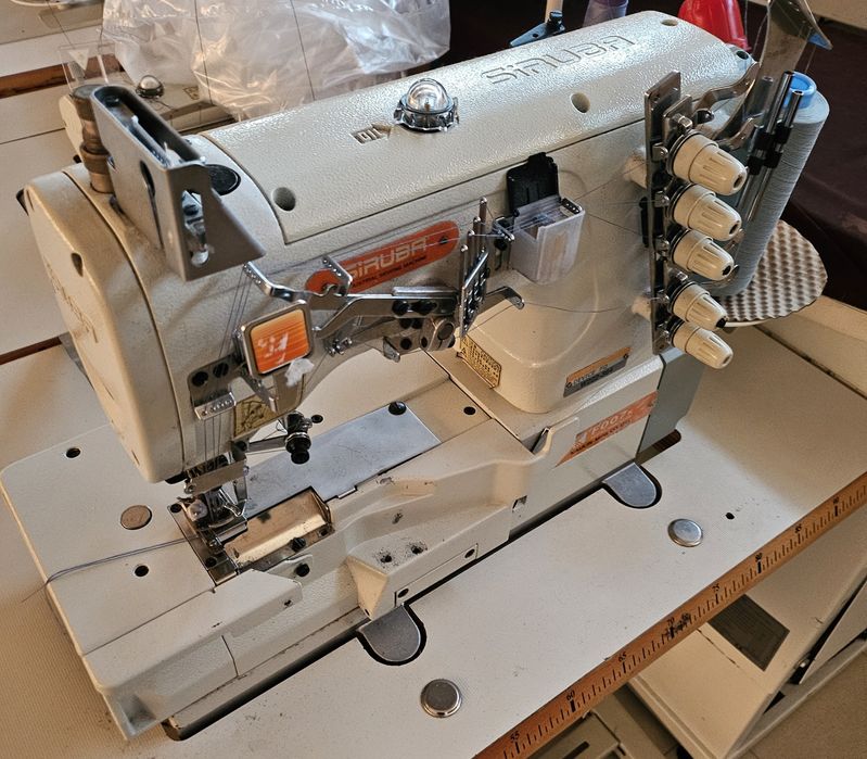 Masini de cusut liniare, speciale, prese termocolat, mese calcat etc.