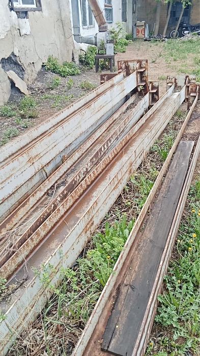 Продам металические колонны