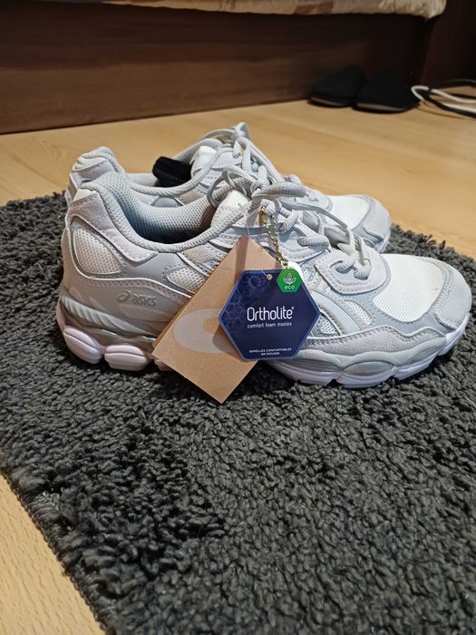 Asics Gel NYC Нови