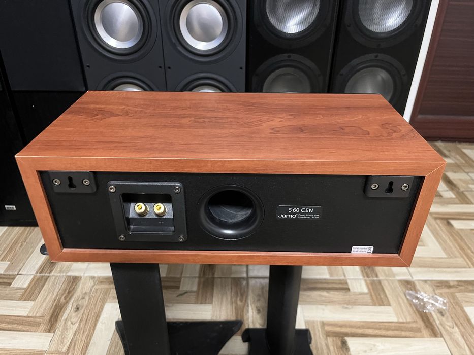 Boxa centru Jamo S-60 impecabila