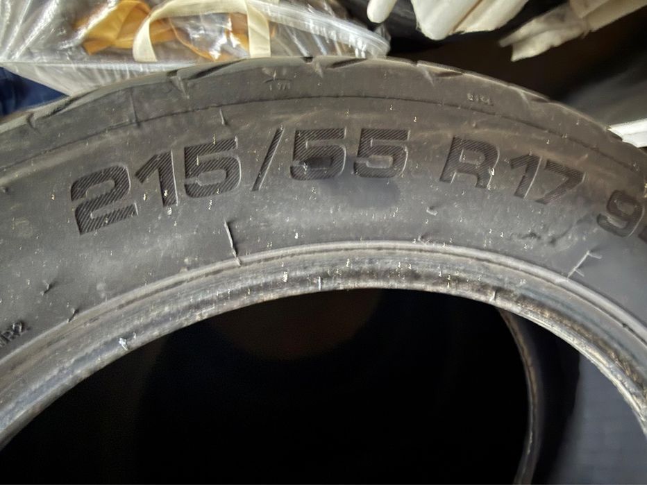 Vand 2 seturi anvelope