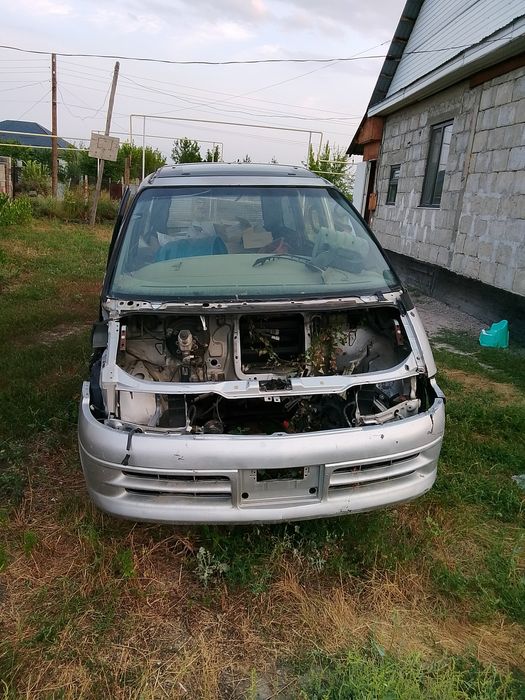 Тайота люсида на запчаст