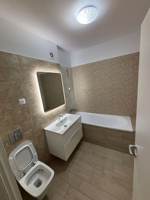 Apartament de închiriat