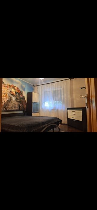 Proprietar închiriez apartament 3camere