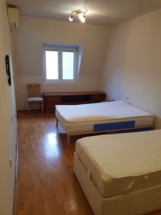 Дава се под наем Тристаен апартамент в Варна, Левски - 83 кв.м за 528.87 € - Снимка #3