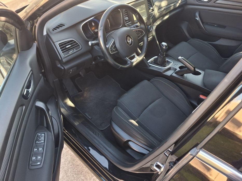 Renault megane 4/ 2019/1.5 dci Rate