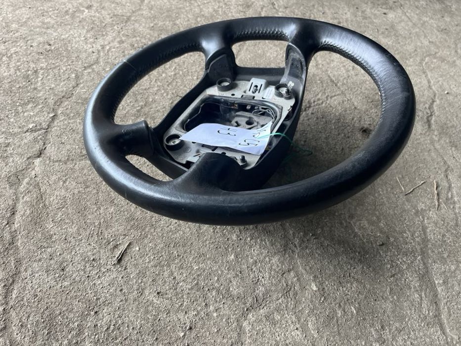 Волан кожен за Audi A6 C5 2001g нормално състояние ном 3