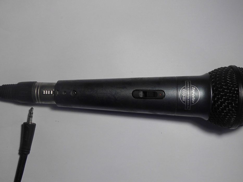 професионален микрофон "Superlux" ECO-88