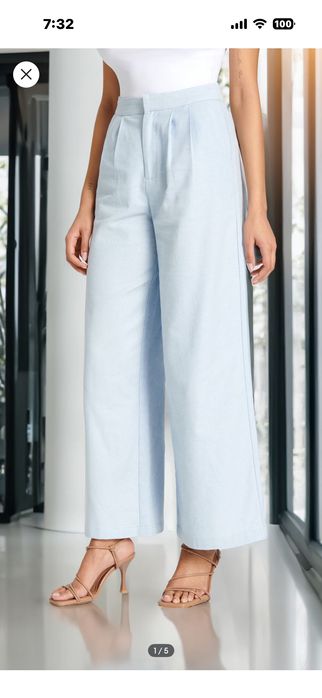 Светло син костюм от три части