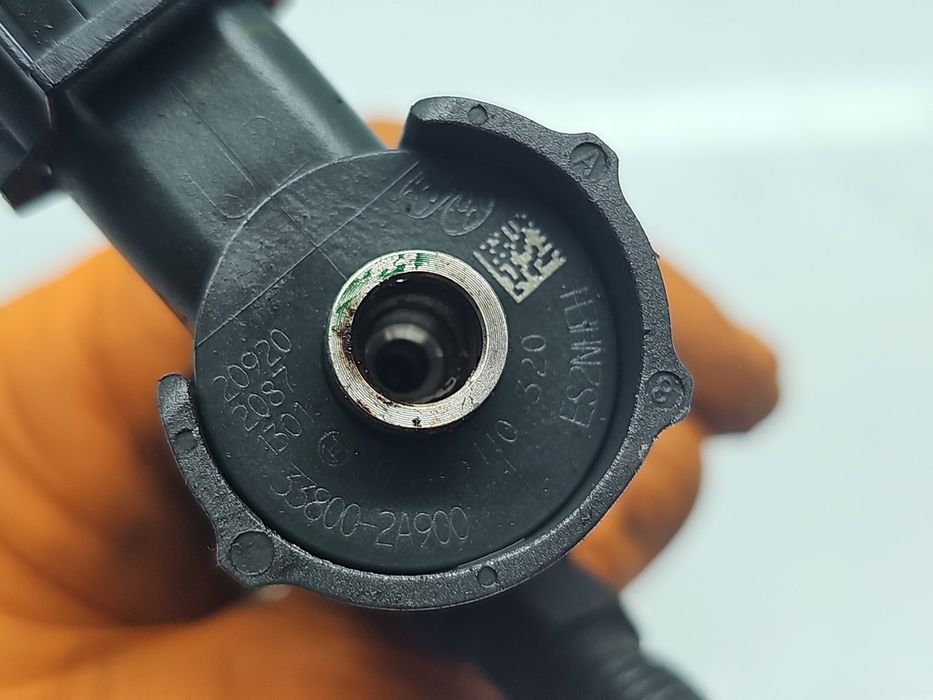 Injector Hyundai i30 (GD) [Fabr 2012-2017] 33800-2A900 1.6 CRDI D4FB 9