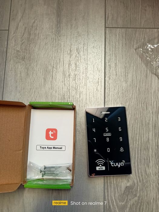 Tuya WiFi RFID сензорна клавиатура за контрол на достъпа двучестотна