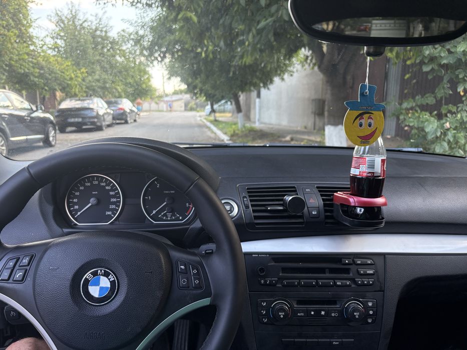 BMW 1 Series 2009 — imagine 2