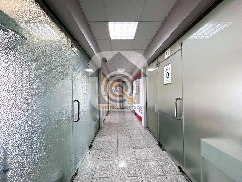 Продава се Офис в София, Младост 1 - 12 кв.м за 2292 €/кв.м - Снимка #4