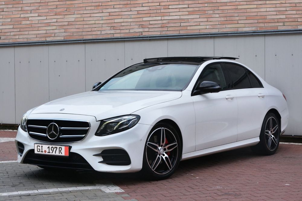 Mercedes-Benz E AMG Line / Panorama / Distronic / Head-up / Km reali ‼️/ MultiBeam
