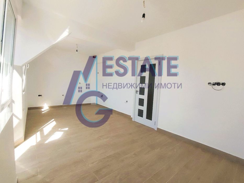 Тристаен апартамент до ключ без такса поддръжка в гр. Несебър