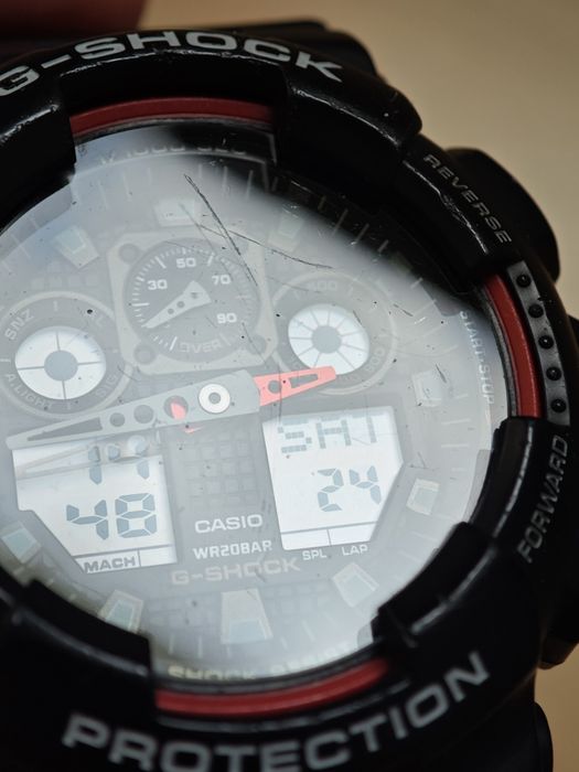 Часовник Casio G-Shock GA-100