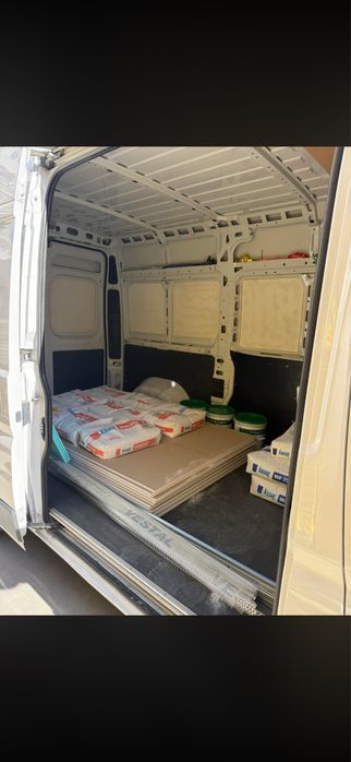 Транспортни услуги в страната и чужбина