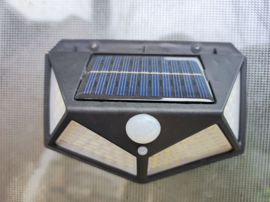 Set 3 lampi solare cu senzor miscare 100led