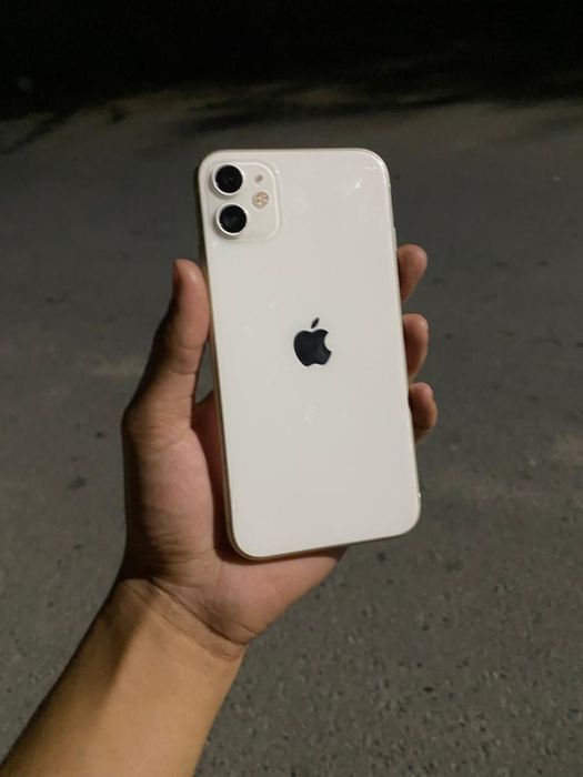 Apple iPhone 11 White