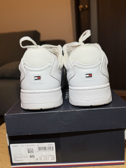 Adidasi Tommy Hilfiger