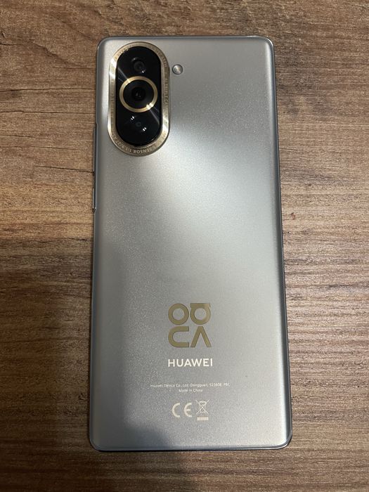 Huawei Nova 10 silver