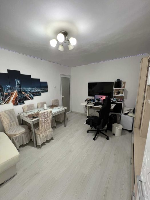 Apartament 3 camere decomandat, 74 mp, etaj 2 – Tecuci