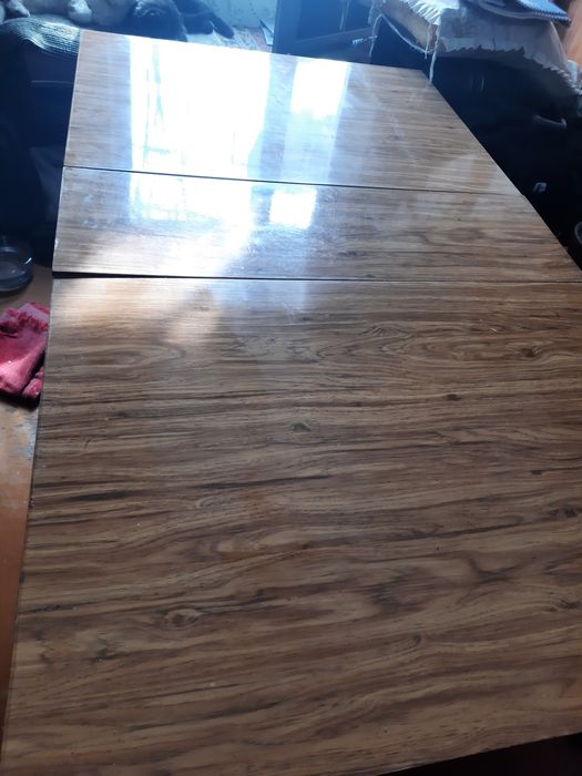 Стол книжка в хорошем состоянии