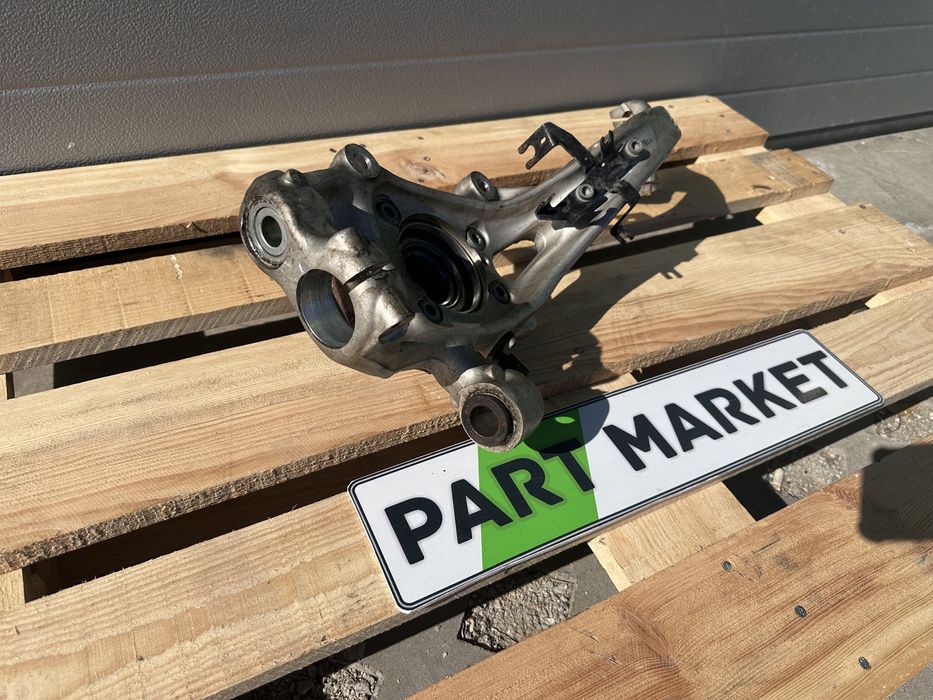 Ляв шенкел AUDI A8 D5 4N0407241B