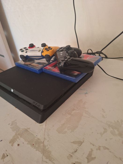 Ps4 продам состояние б/у