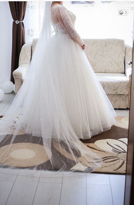 Vand rochie de mireasa