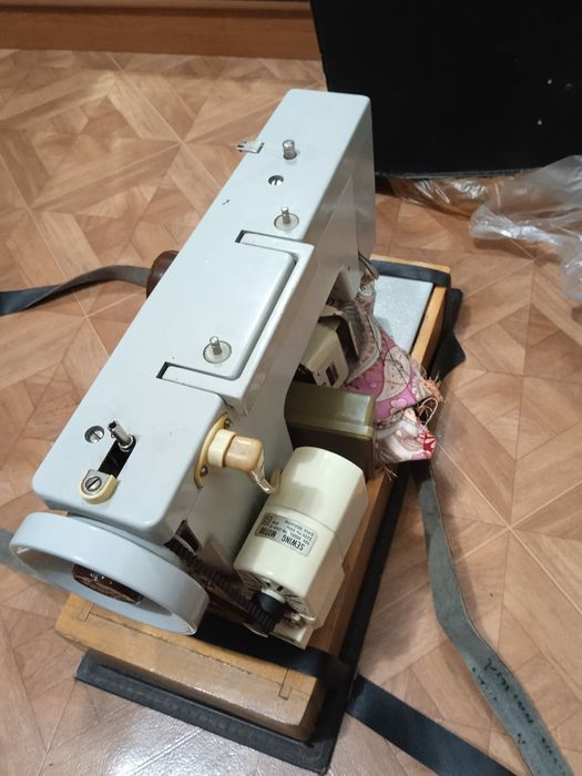 Продам машинку ,,чайка,,25000