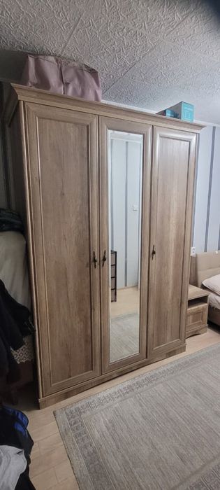 Продам мебель в идеальном состояний