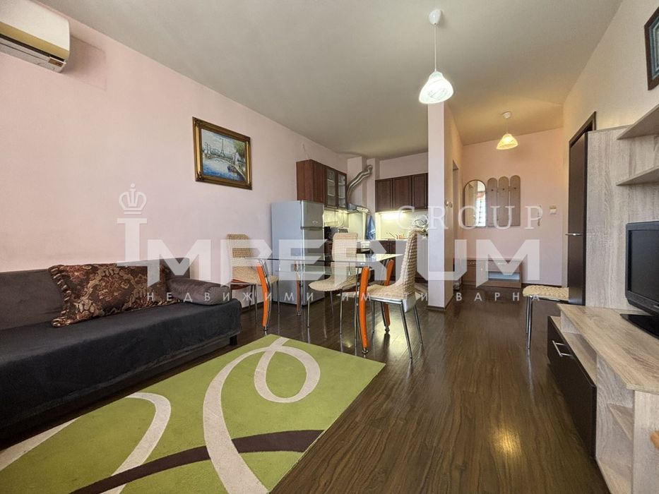 Дава се под наем Двустаен апартамент в Варна, м-т Траката - 65 кв.м за 397.8 € - Снимка #1