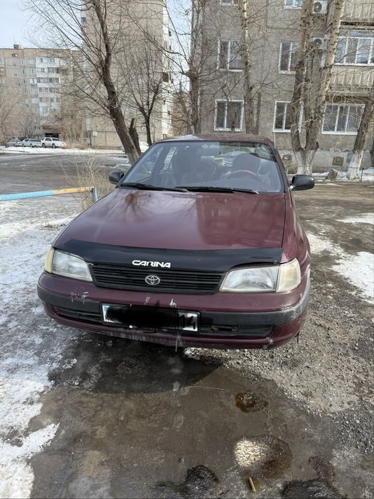 Продам тойота карину