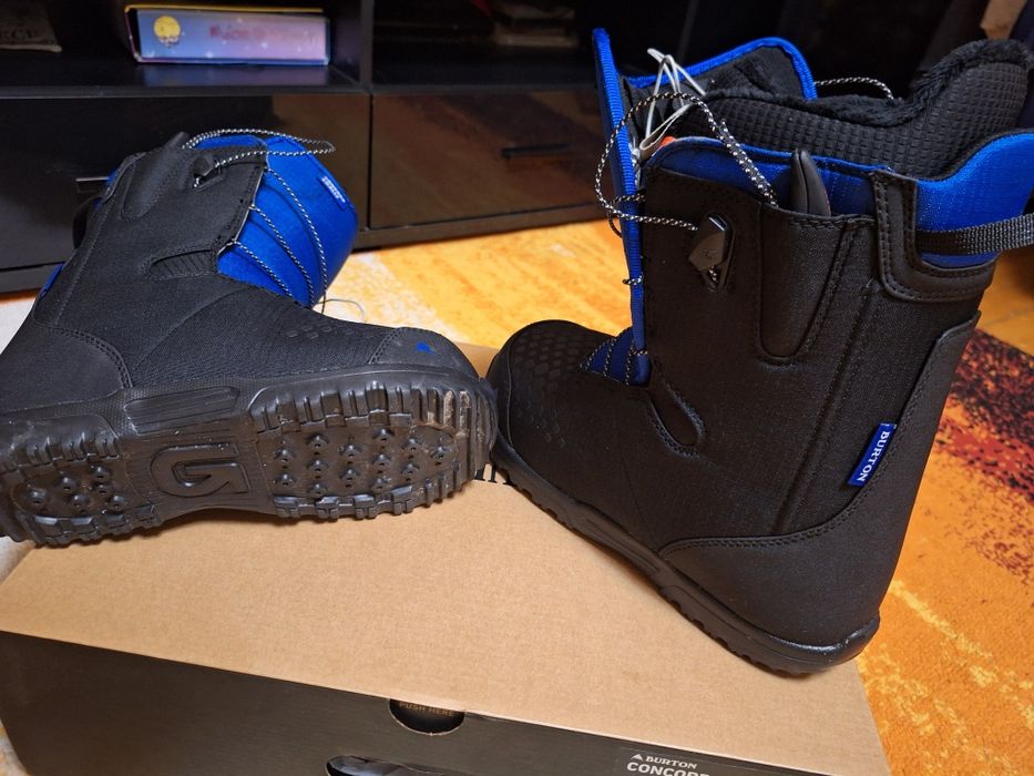 Сноуборд обувки Вurton 40 НОМЕР.Чисто нови .