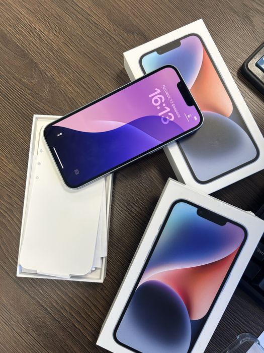 Телефон Iphone  14