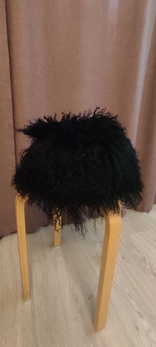 Продам папахи лохматые и каракуль