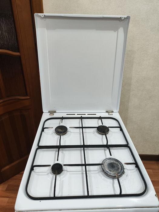Продам газовую плиту индезит