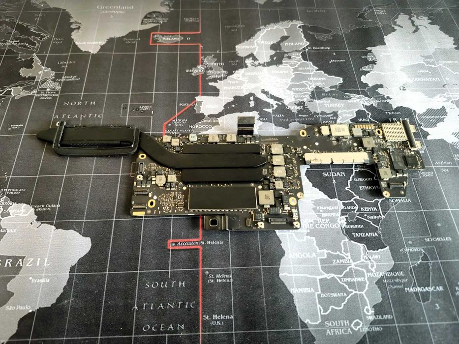 Placa de baza Macbook PRO A1708 13" 820-00840-A