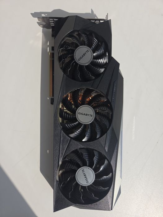 Продам GIGABYTE RTX 3080 Ti Gaming OC 12G