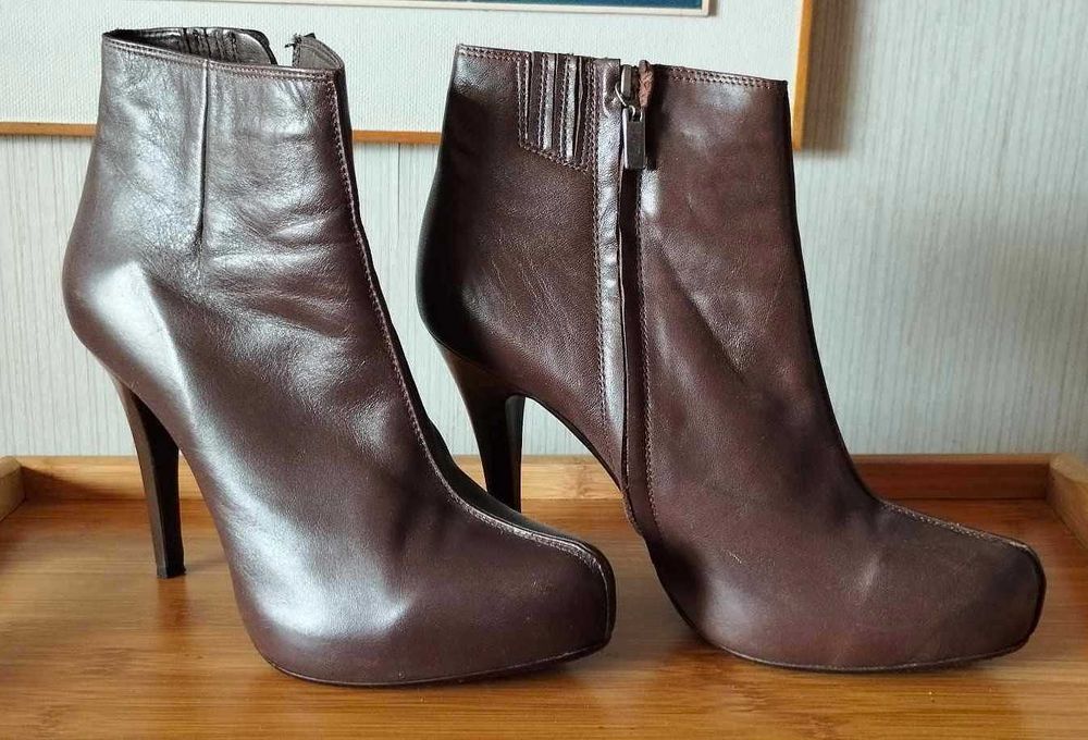 Дамски боти от естествена кожа, размер 39
