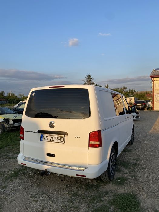 Volkswagen Transporter 2004 diesel, 7.008 € — imagine 4