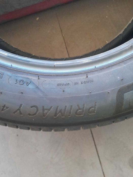 Anvelope 235 55 18 vara