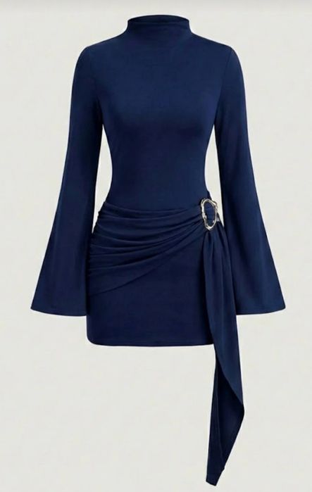 Стилни вталени  рокли