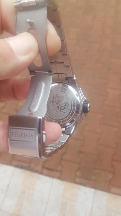 Ceas Festina, bratara metalica.