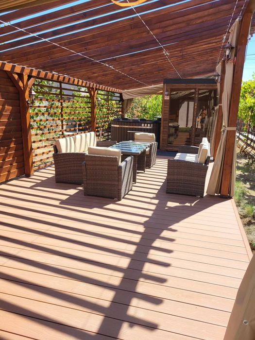 Casă de închiriat în regim hotelier!