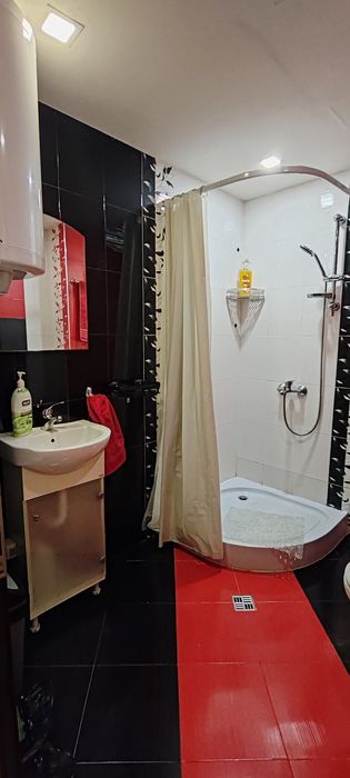 Дава се под наем Тристаен апартамент в София, Оборище - 90 кв.м за 698.19 € - Снимка #11